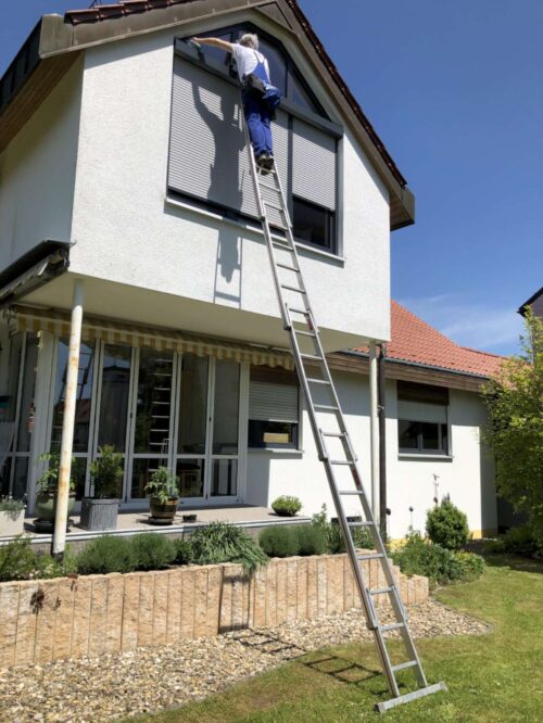 Schwer zugängliche Fenster reinigen